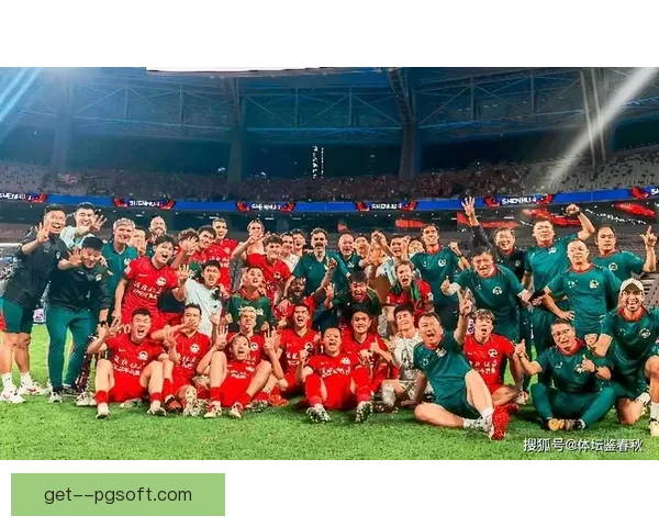 上海申花勇夺足协杯冠军再写荣耀篇章见证老牌劲旅王者归来新征程